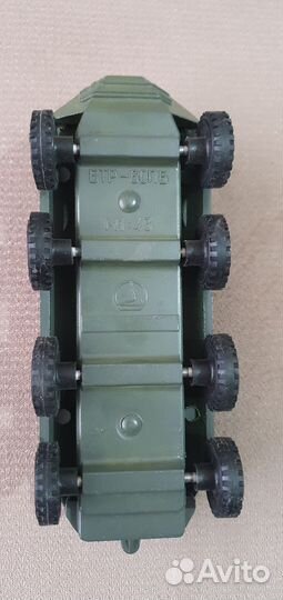 Модель 1:43 бтр-60бп