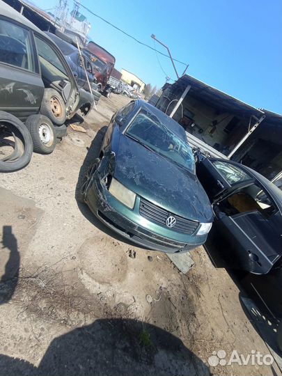 В разборе Фольксваген Пассат/Volkswagen Passat B5