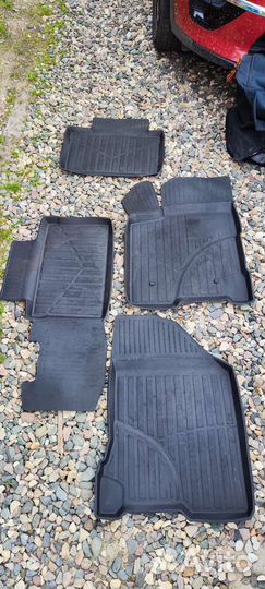 Коврики резиновые для LADA vesta