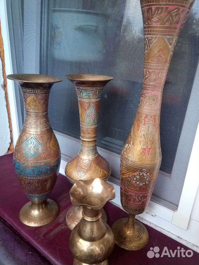 Бронзовые индийские старинные вазы 4 шт
