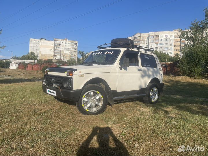 LADA 4x4 (Нива) 1.6 МТ, 1982, 100 000 км