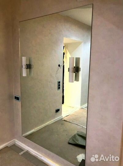 Интерьерные безрамные зеркала любой формы