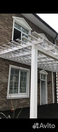 Плотник строитель