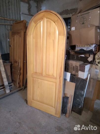 Дверь входная деревянная бу