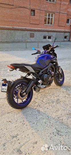 Мотоцикл Yamaмт09