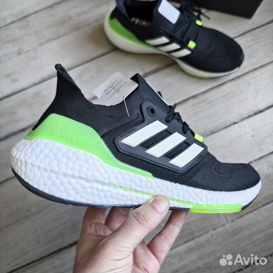 Кроссовки Adidas ultraboost 22