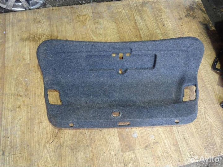 Обшивка крышки багажника Volkswagen Passat B6 2