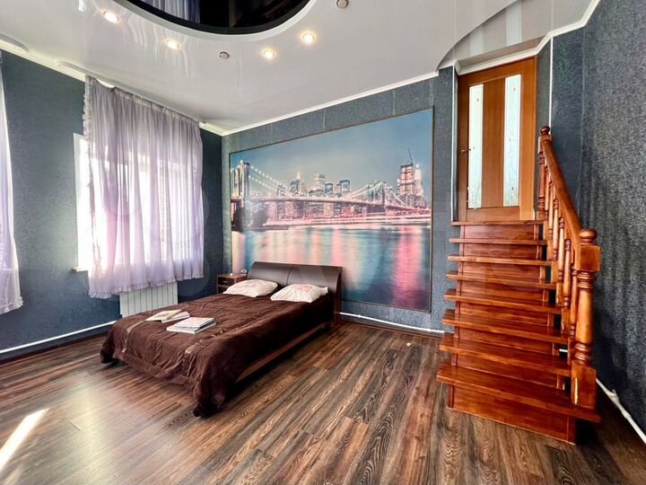 Дом 254 м² на участке 15 сот.