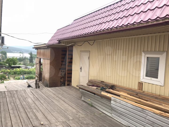Дом 83,9 м² на участке 8 сот.