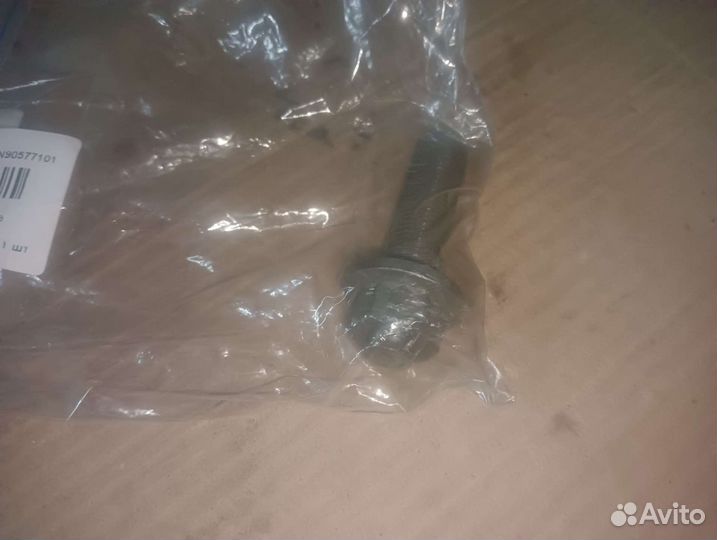 Болт коленвала Transporter T4 abl 1x 1.9d