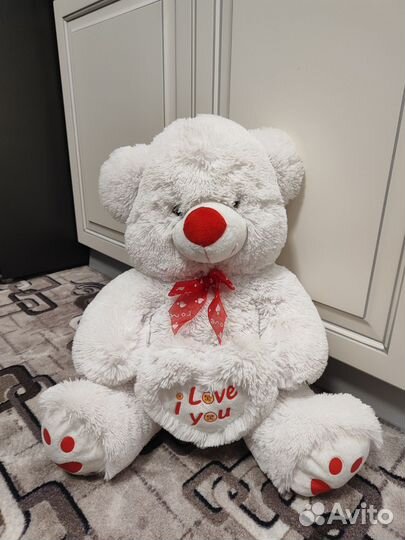 Плюшевый медведь