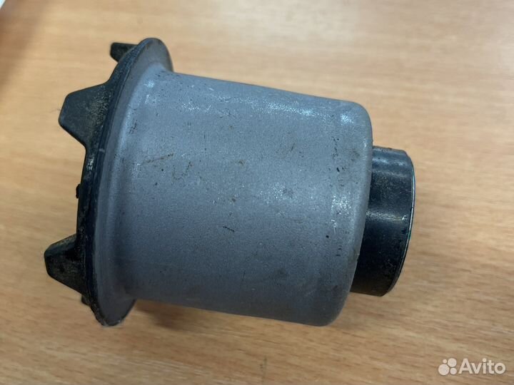 Сайленблок подрамника Elantra HD