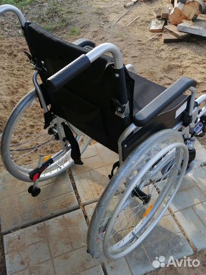 Коляска инвалидная