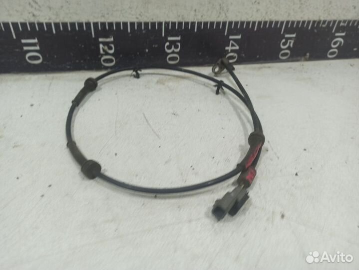 Датчик ABS задний Ниссан