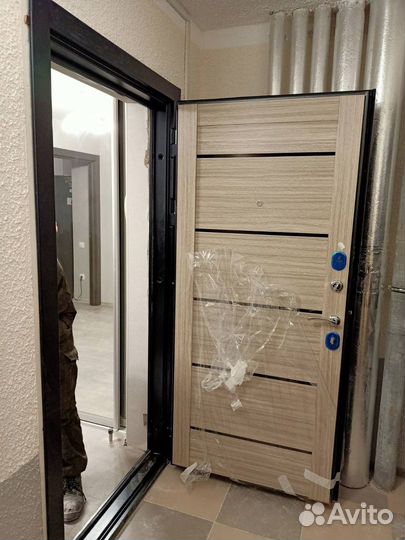Двери входные металлические