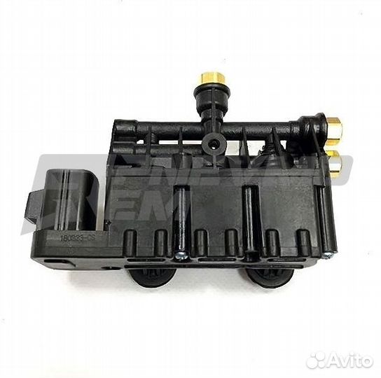 Блок клапанов пневмоподвески Land Rover Discovery