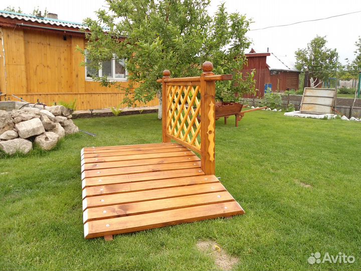 Мостик декоративный