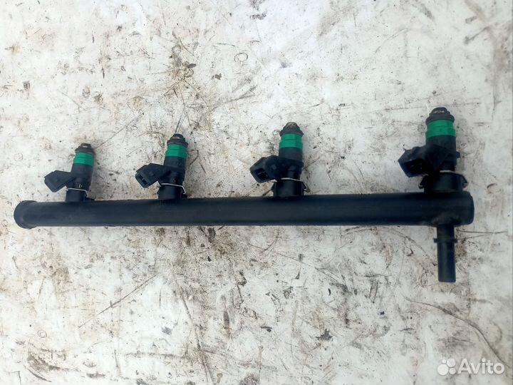 Рейка топливная (Рампа) Renault Duster Sandero 2