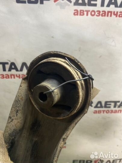 Рычаг задний задний правый Mitsubishi Lancer 9