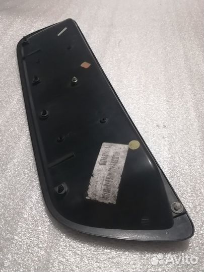 Рамка крышки багажника mercedes w203