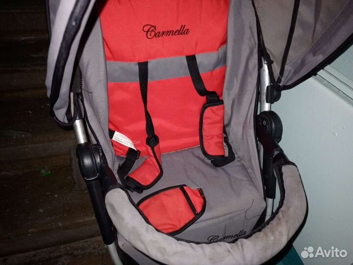 Прогулочная коляска