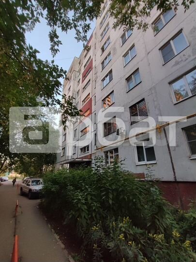 2-к. квартира, 53 м², 1/9 эт.