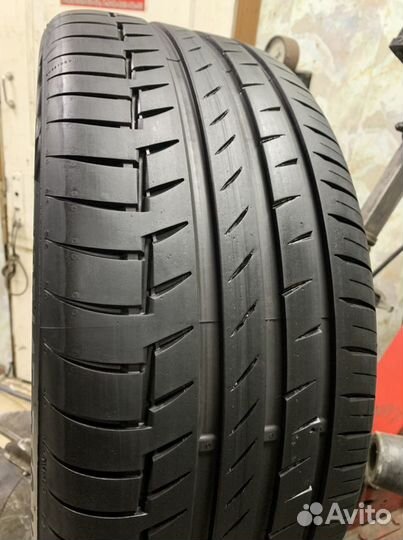 Continental PremiumContact 6 235/45 R18