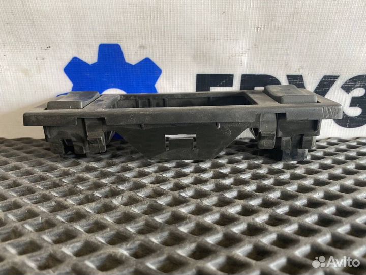 Рамка переключателей Volvo FH4 82859005