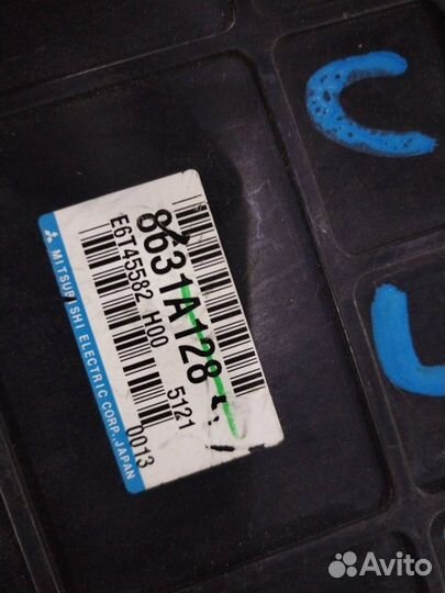 Блок управления двс Mitsubishi Airtrek CU5W