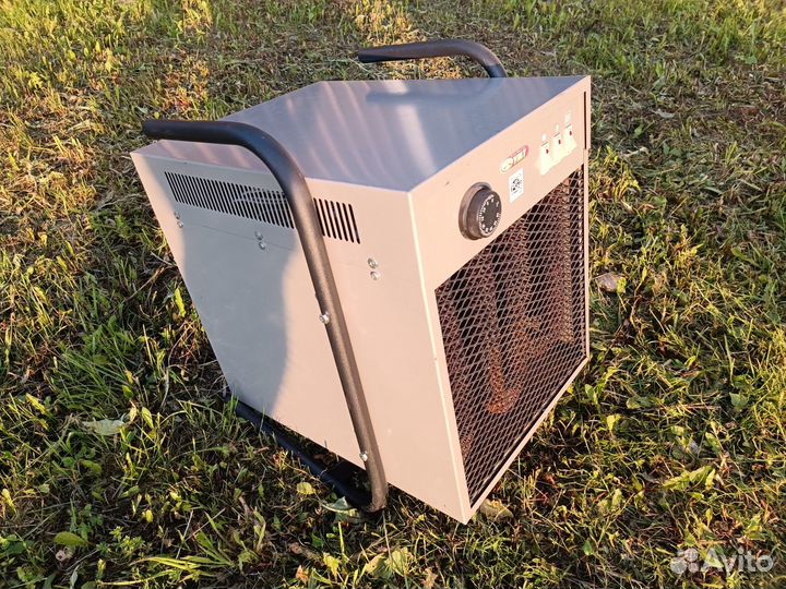 Электрическая тепловая пушка