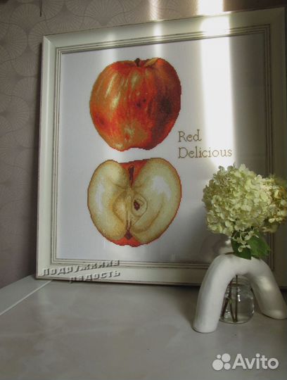 Вышивка Red Delicious