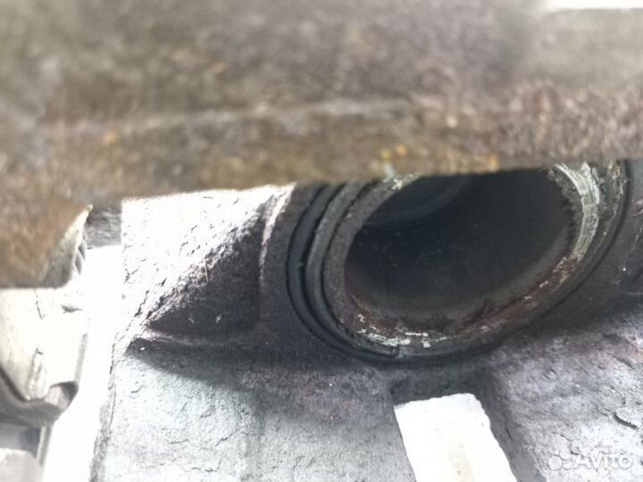 Суппорт передний правый Honda Civic FD1 R18A 2006