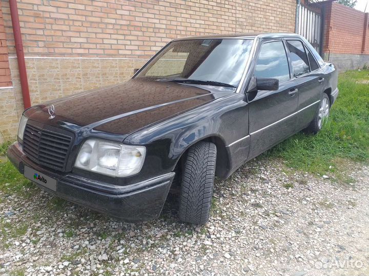 Mercedes-Benz E-класс 4.2 AT, 1993, 350 000 км