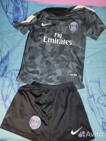 Футбольная форма