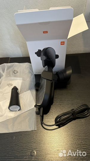 Беспроводное зарядное устройство xiaomi в авто