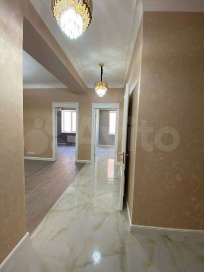 2-к. квартира, 50 м², 4/10 эт.