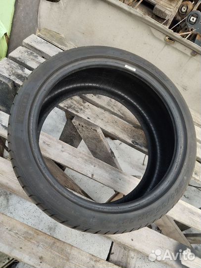 Pirelli P Zero 255/35 R18 94Y