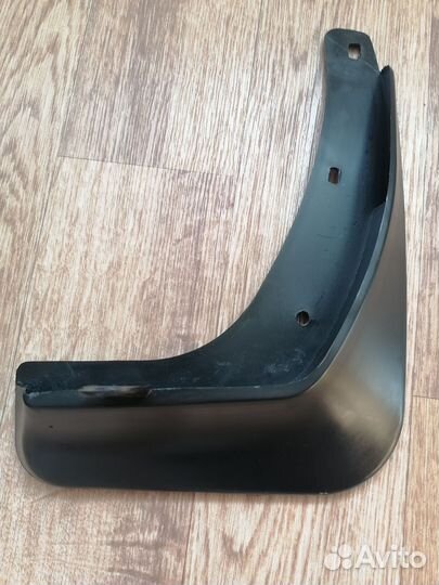 Брызговик задний правый Киа Рио