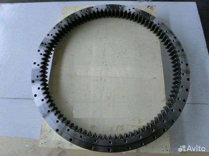 Опорно-поворотный круг JCB200, JRB0017