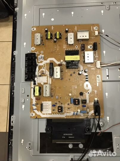 Телевизор panasonic TX-55FXR600 по запчастям