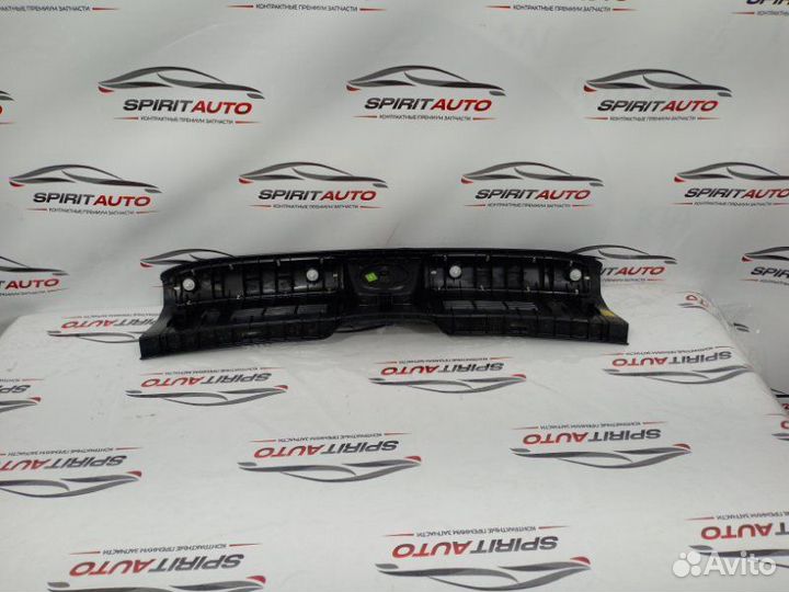 Накладка замка багажника Kia Stinger 1 G6DP