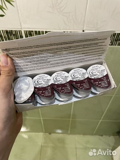 Контактные линзы Alcon Dailies Total 1 -2.00