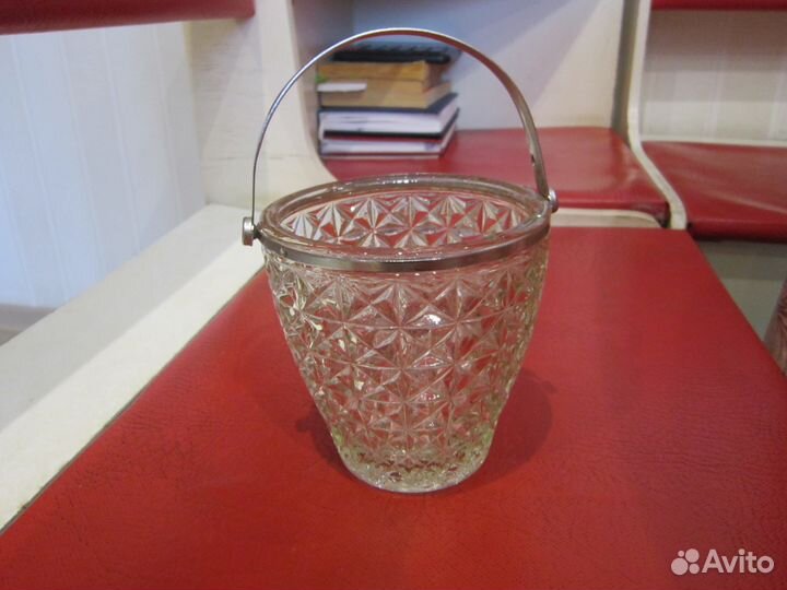 Графин, чайник, кружка, ваза, форма, блюдо