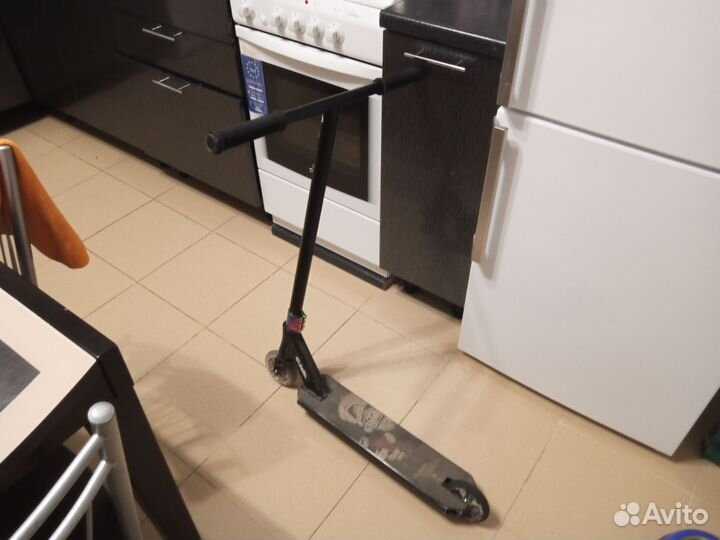 Трюковой самокат