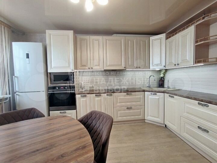 2-к. квартира, 66 м², 13/14 эт.