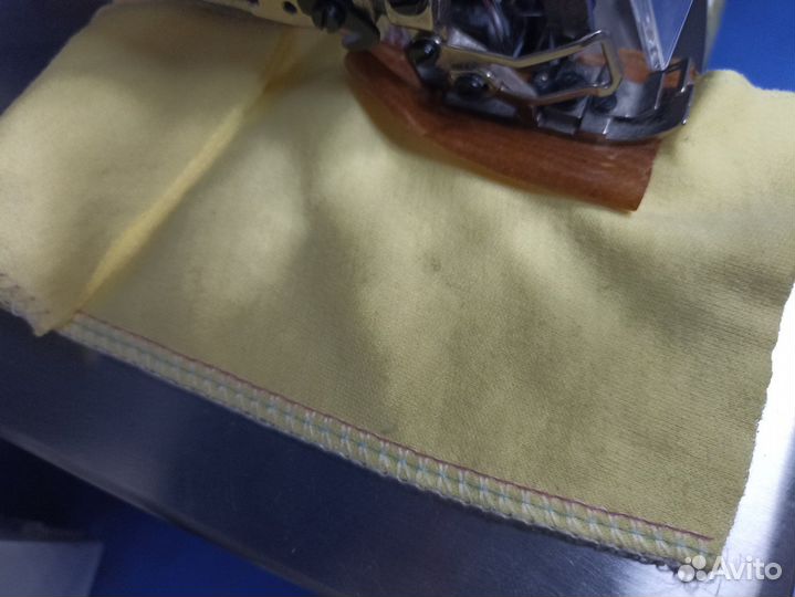 Трикотажный четырехниточный оверлок Jack Е3-4