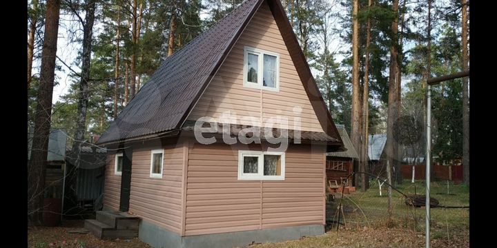 Дача 15 м² на участке 6,2 сот.