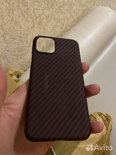 Чехол на iPhone 11 pro pitaka