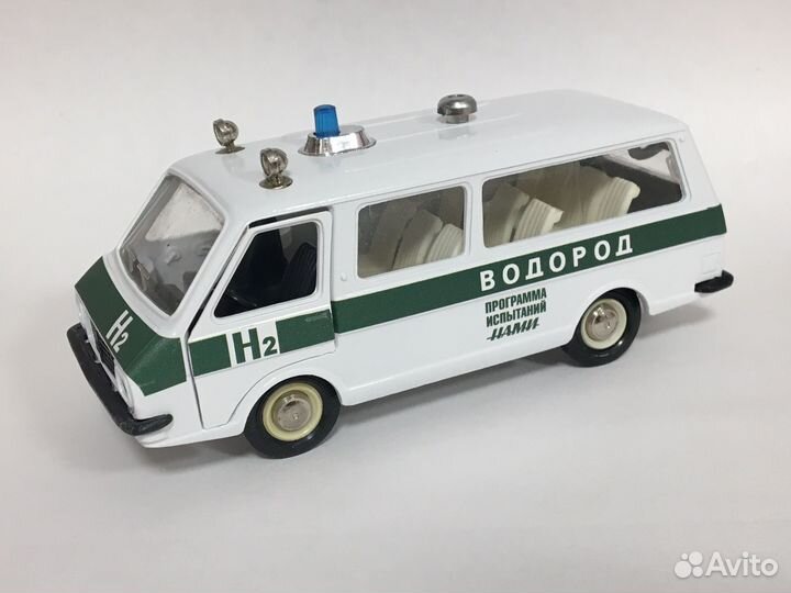 Раф 2203, агат, 1:43 модель