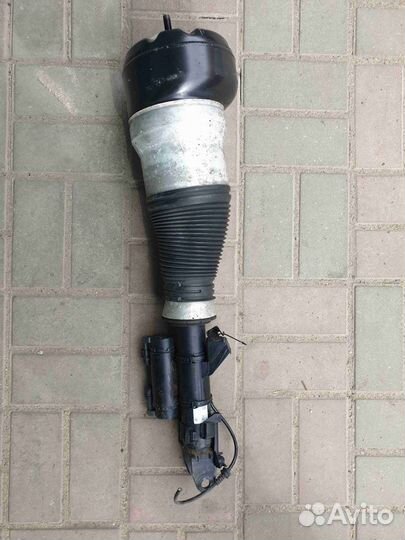 Пневмостойка передняя Mercedes S W222